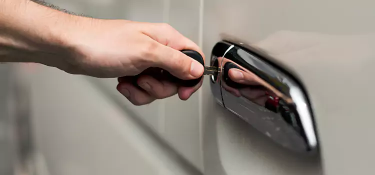 Why Choose Our Auto Locksmith Team in Garfield Heights, OH?